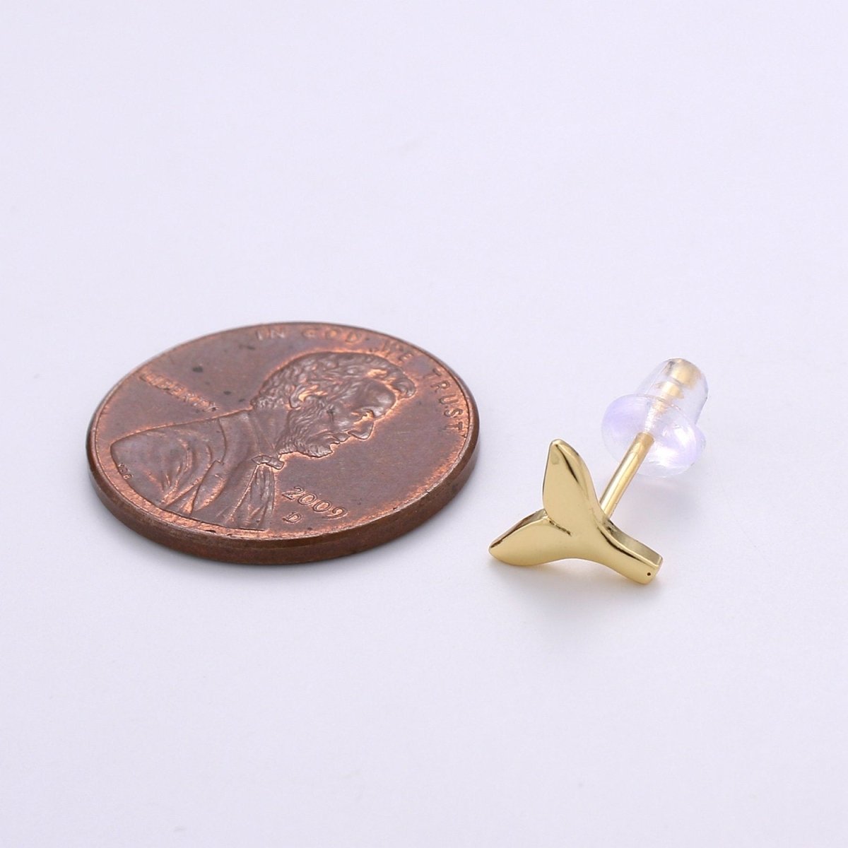 14K Gold Filled Whale Tail Minimalist Mini Stud Earrings in Gold & Silver | Q290 AD162