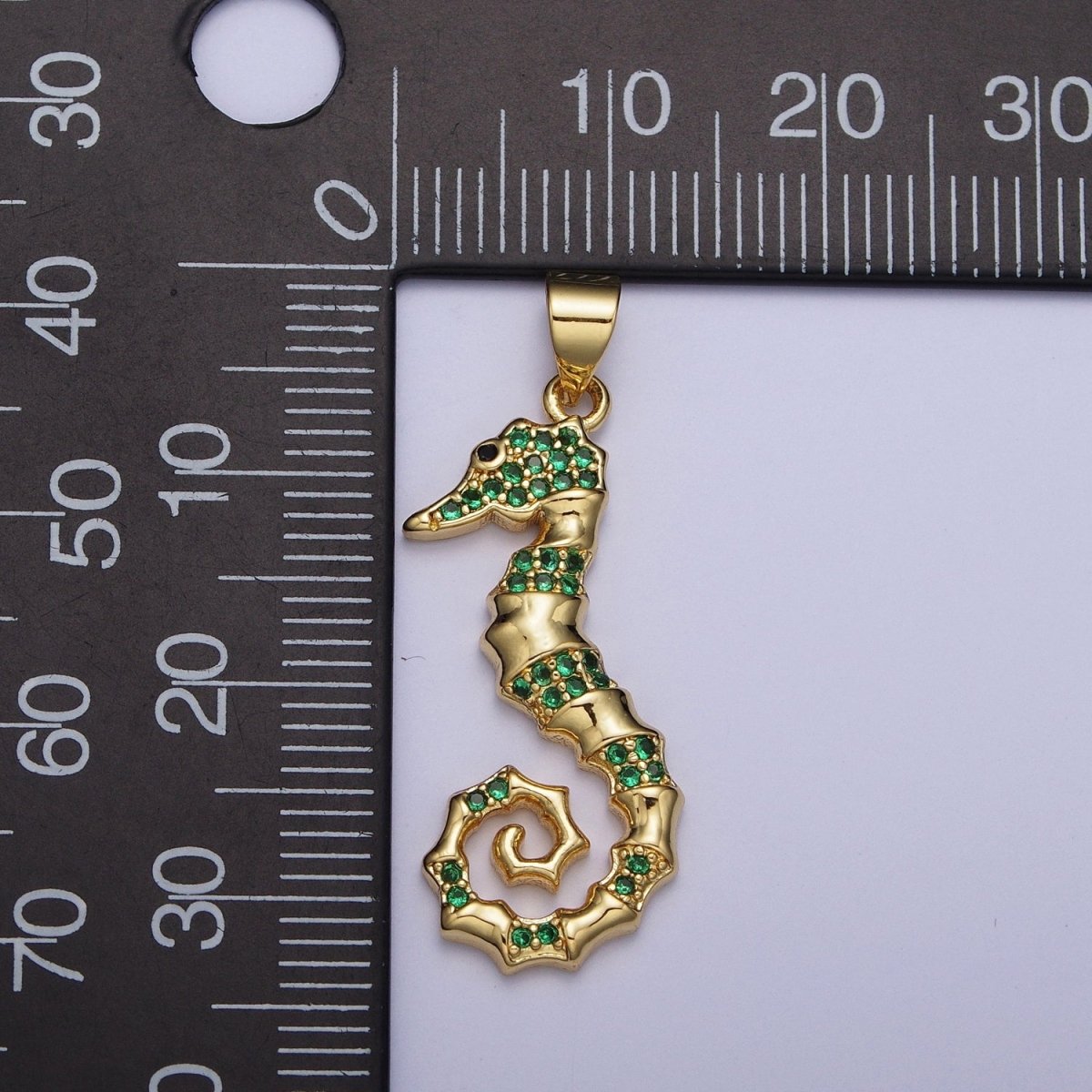 Emerald Green Micro Pave Cubic Zirconia Seahorse Ocean Wildlife Gold Charm For Jewelry Making | X-475