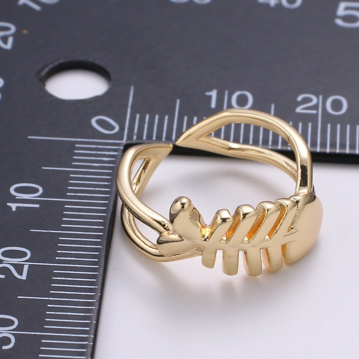Fish 18k Gold Ring, Adjustable Gold Curb Ring, Simple Bone Frame Ring, Under Water Life R-276