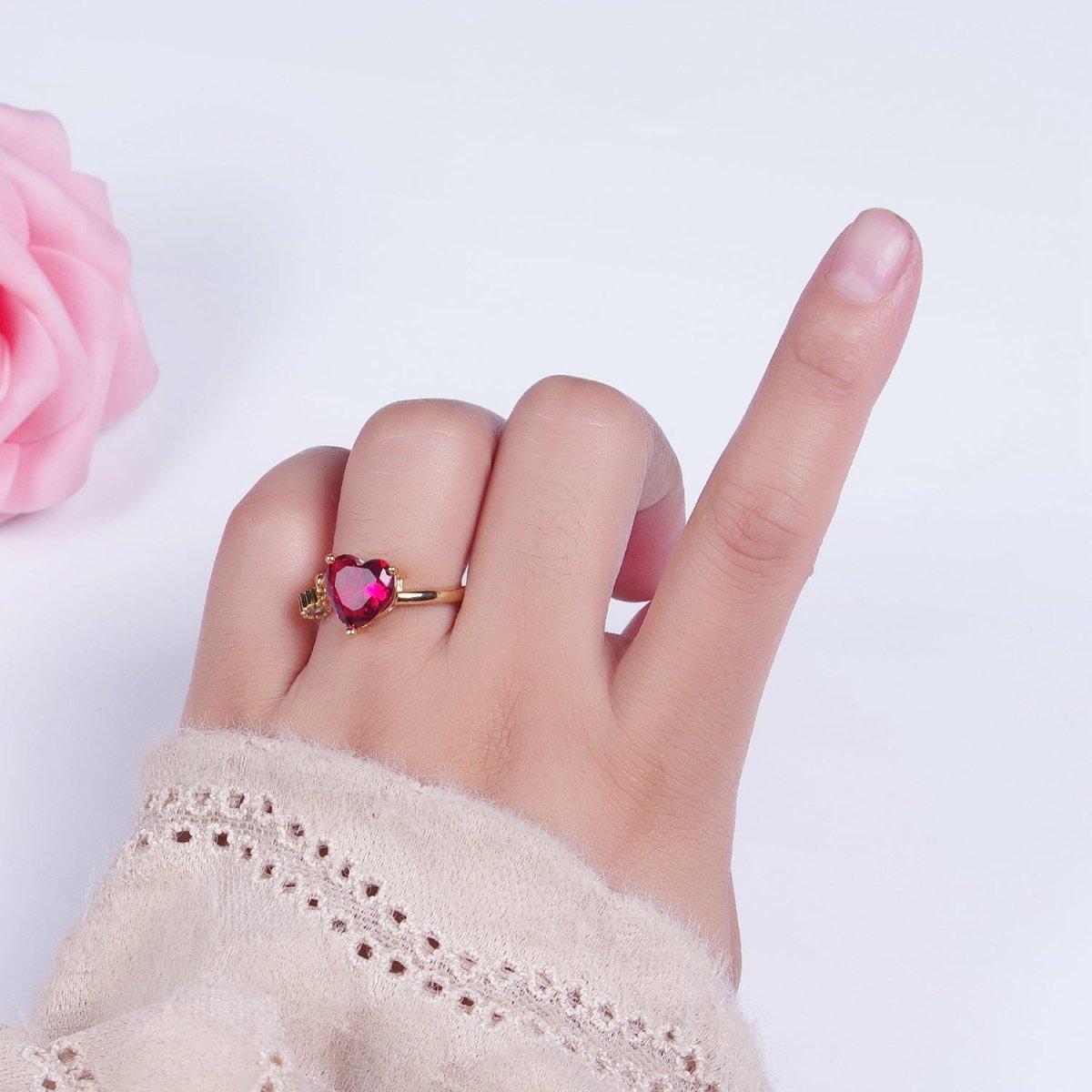 Fuchsia Heart Cubic Zirconia Dangle Charm Adjustable Gold Ring | O-019
