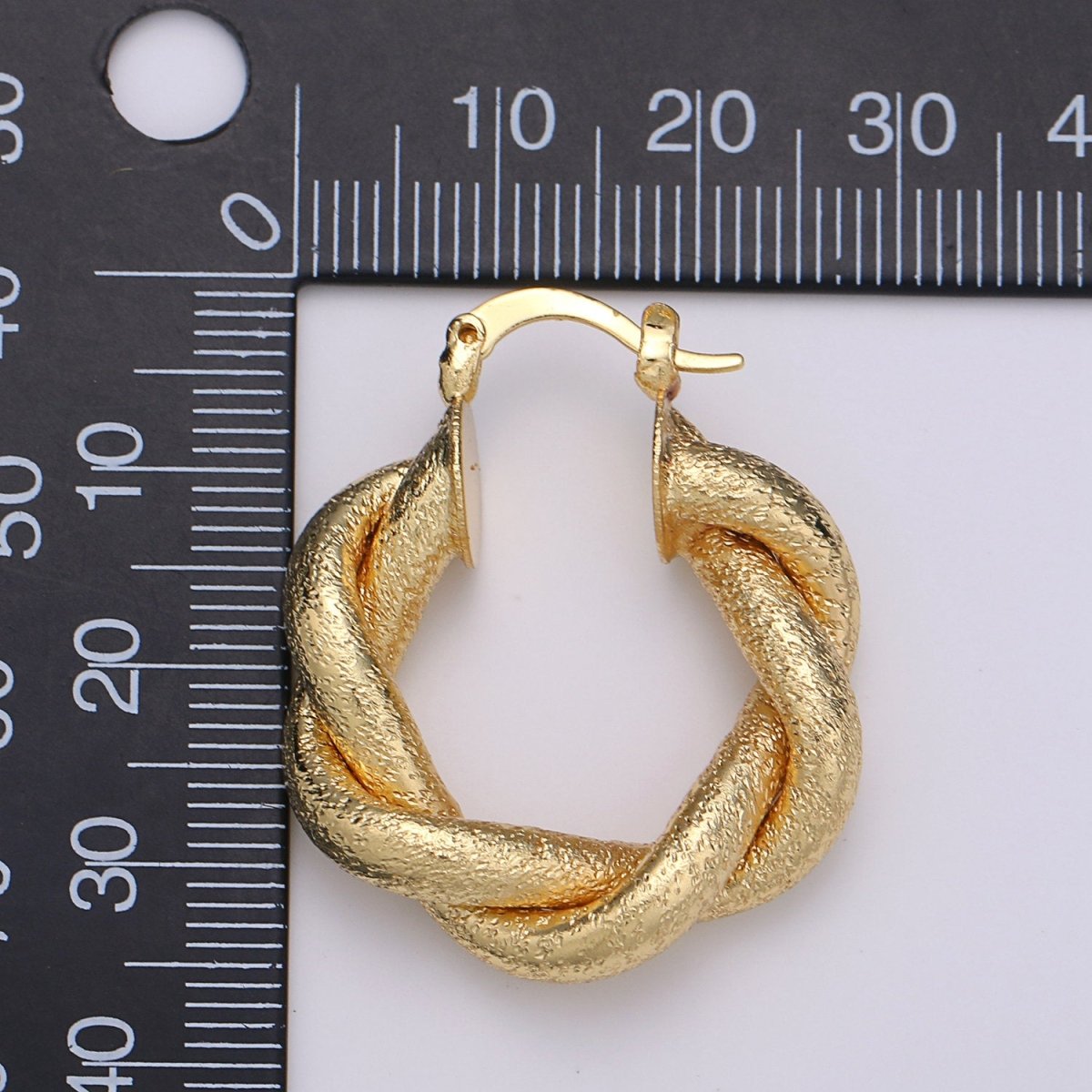 Gold chunky hoop earring Gold Vermeil Earring hypoallergenic / gold hoop earrings / croissant hoops / thick hoop earrings for gift Q-200