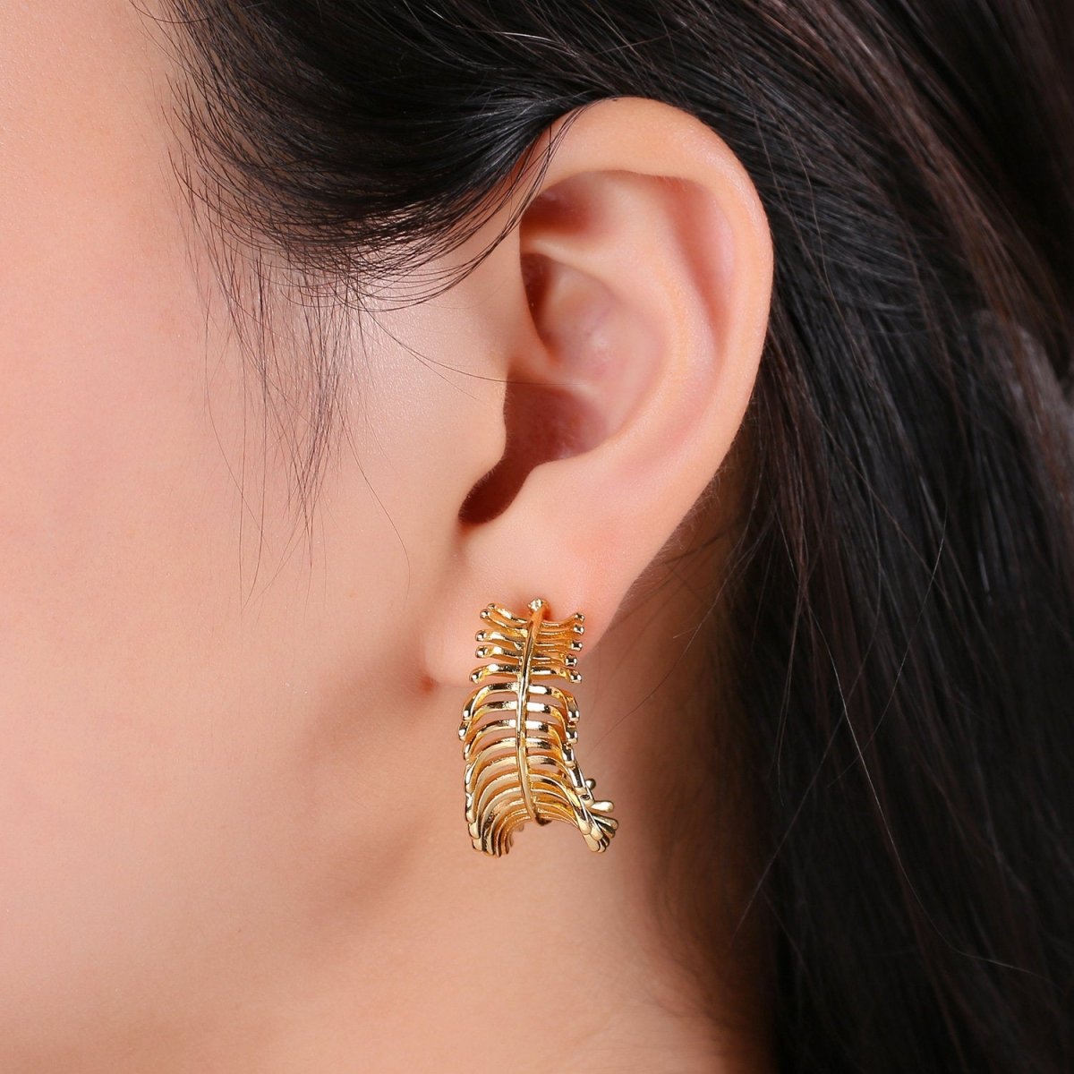 Gold Feather Hoop Earrings Boho Gold Leaf Hoop Earrings Autumn Jewelry Festival Earrings Gift for Her Bohemian Earrings Big Hoop Earring  Q-201
