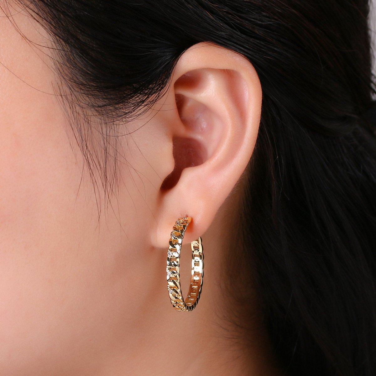 Gold Filled Curb Chain Link 30mm C Shaped Hoop Stud Earrings in Gold & Silver Q-191 Q-192