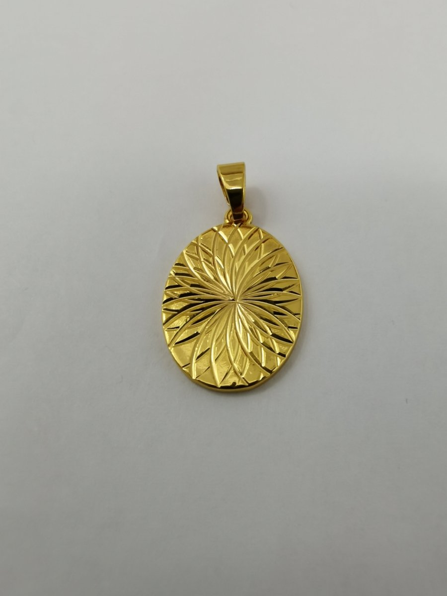 Gold Filled Geometric Pattern Circle Pendants  I-735