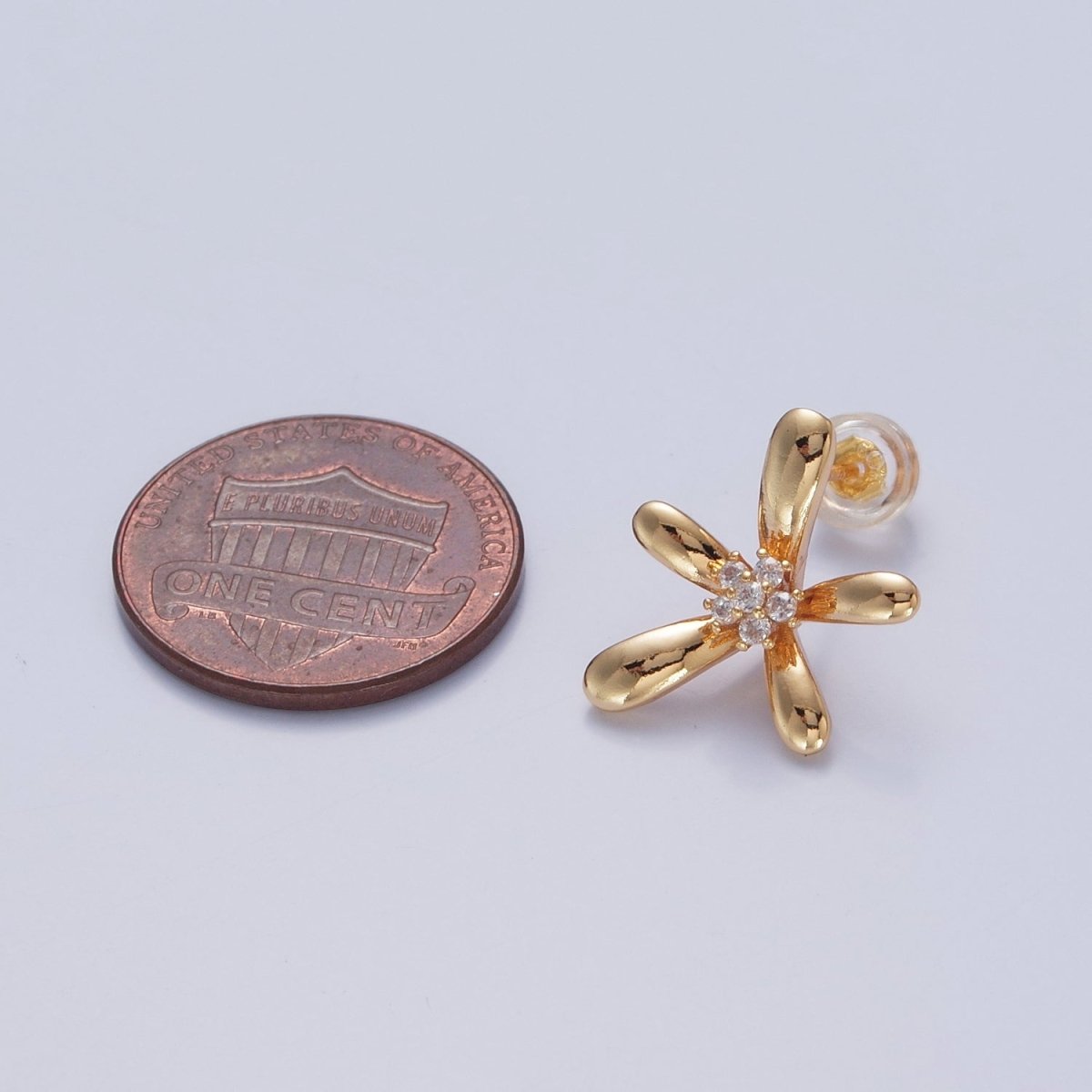Gold Flower Stud Earring Floral Jewelry V-383