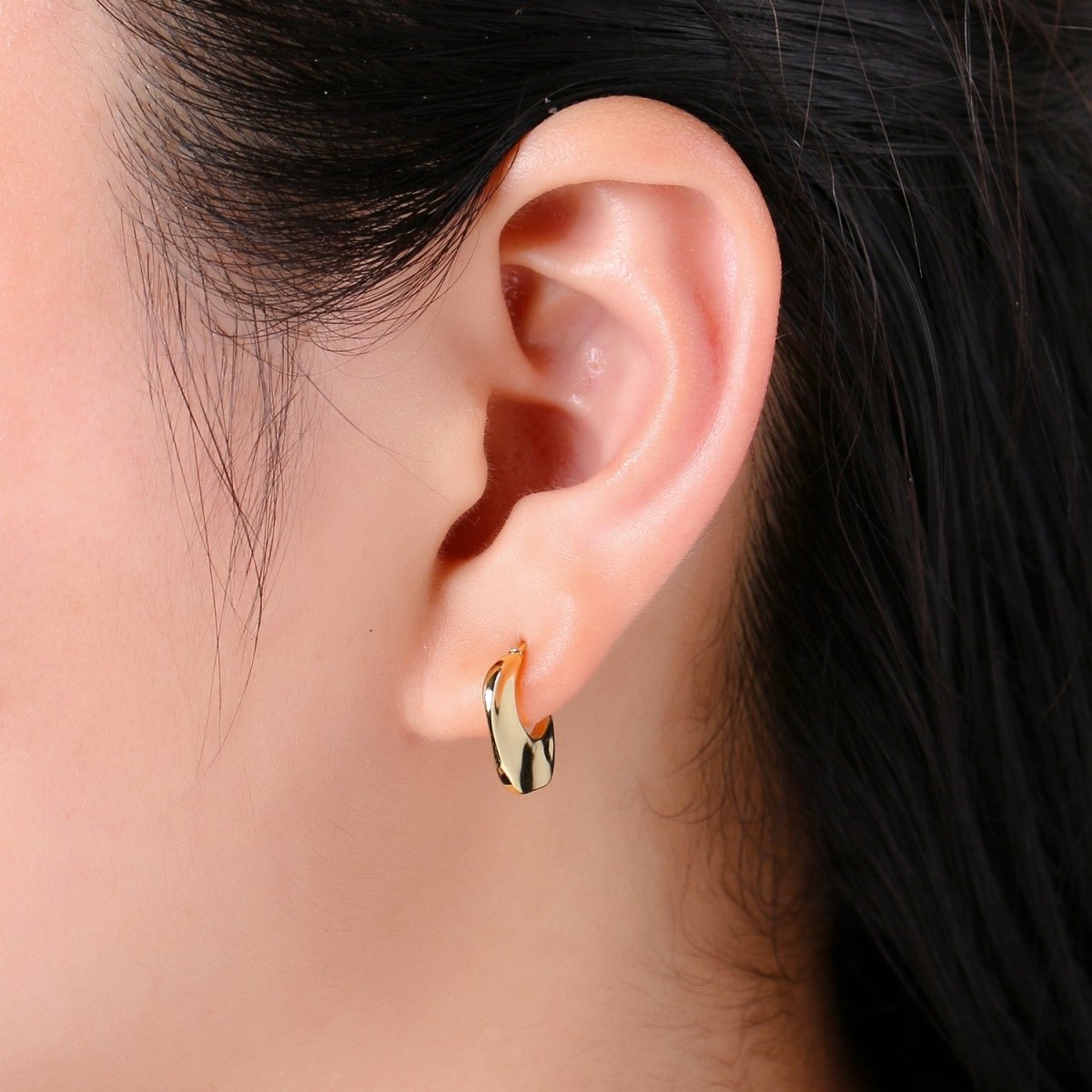 Gold Hammered Hoop Earrings Gold Filled Hammered Earrings, Textured Hoop Earrings, Vintage Style, Gold Minimalist Earrings Q-287