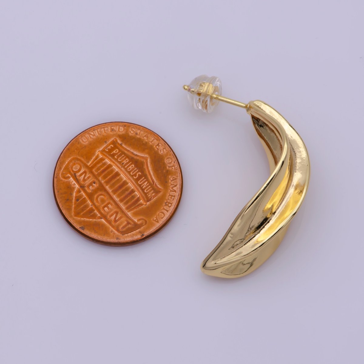 Gold Leaf Stud Earring, Leaf Shaped Earrings, delicate earrings, Tiny leaf studs, Minimalist studs T-240
