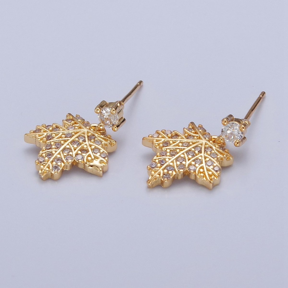 Gold Maple Leaf Stud Earring T-401