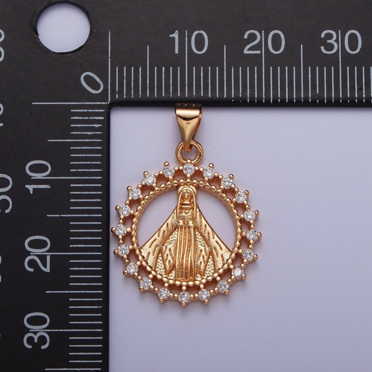Gold Micro Paved CZ Miraculous Lady Round Medallion Pendant Lady Guadalupe Virgin Mary For DIY Religious Jewelry Making H-730