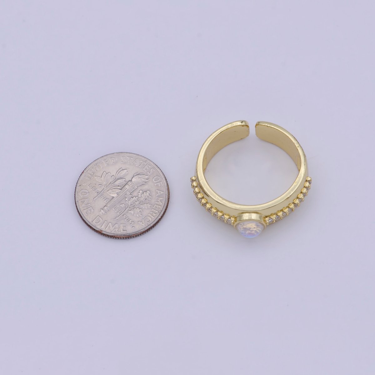 Gold Moonstone Ring, Rainbow Moonstone Adjustable Ring Dainty Moonstone Ring Gold, Oval Moonstone Gold Engagement Moonstone Ring U-482