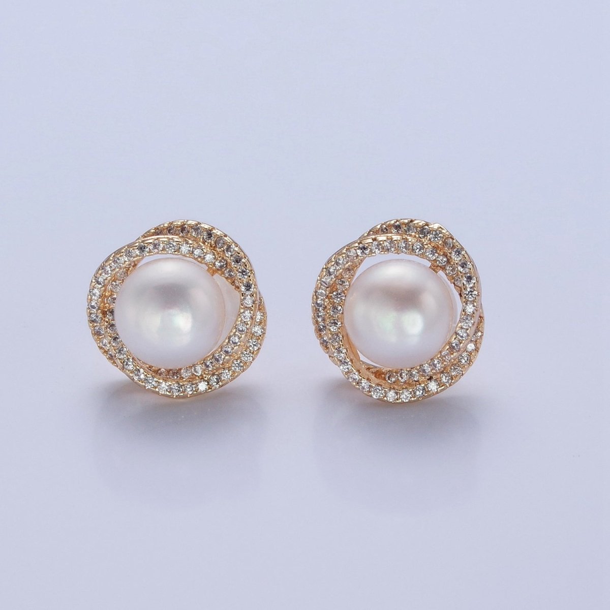 Gold Pave CZ Flower Stud Earring with Pearl for Wedding Jewelry V-372