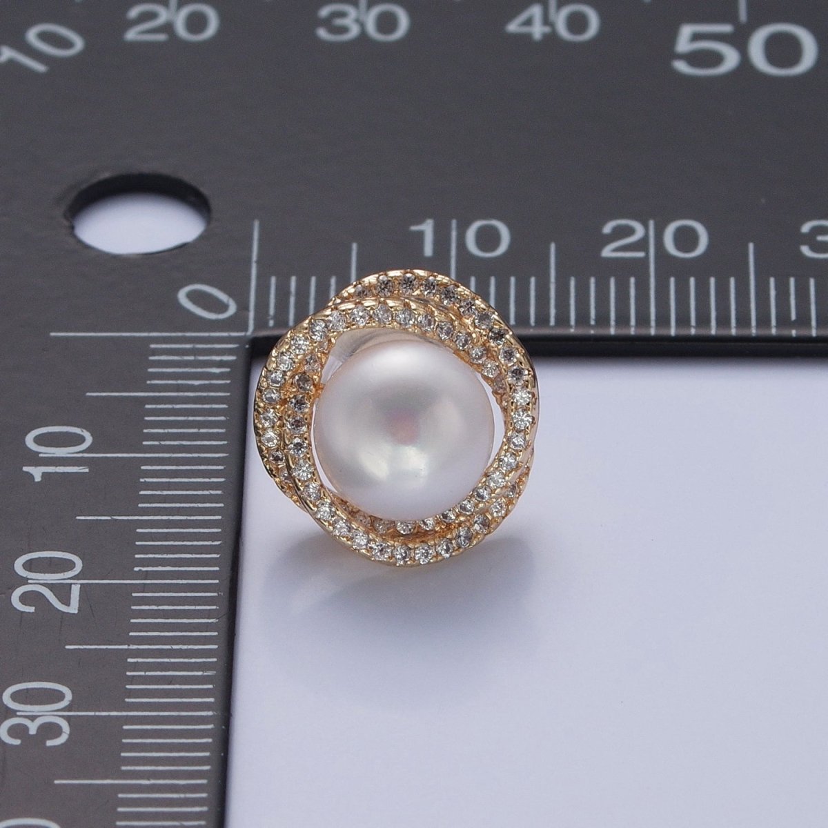 Gold Pave CZ Flower Stud Earring with Pearl for Wedding Jewelry V-372