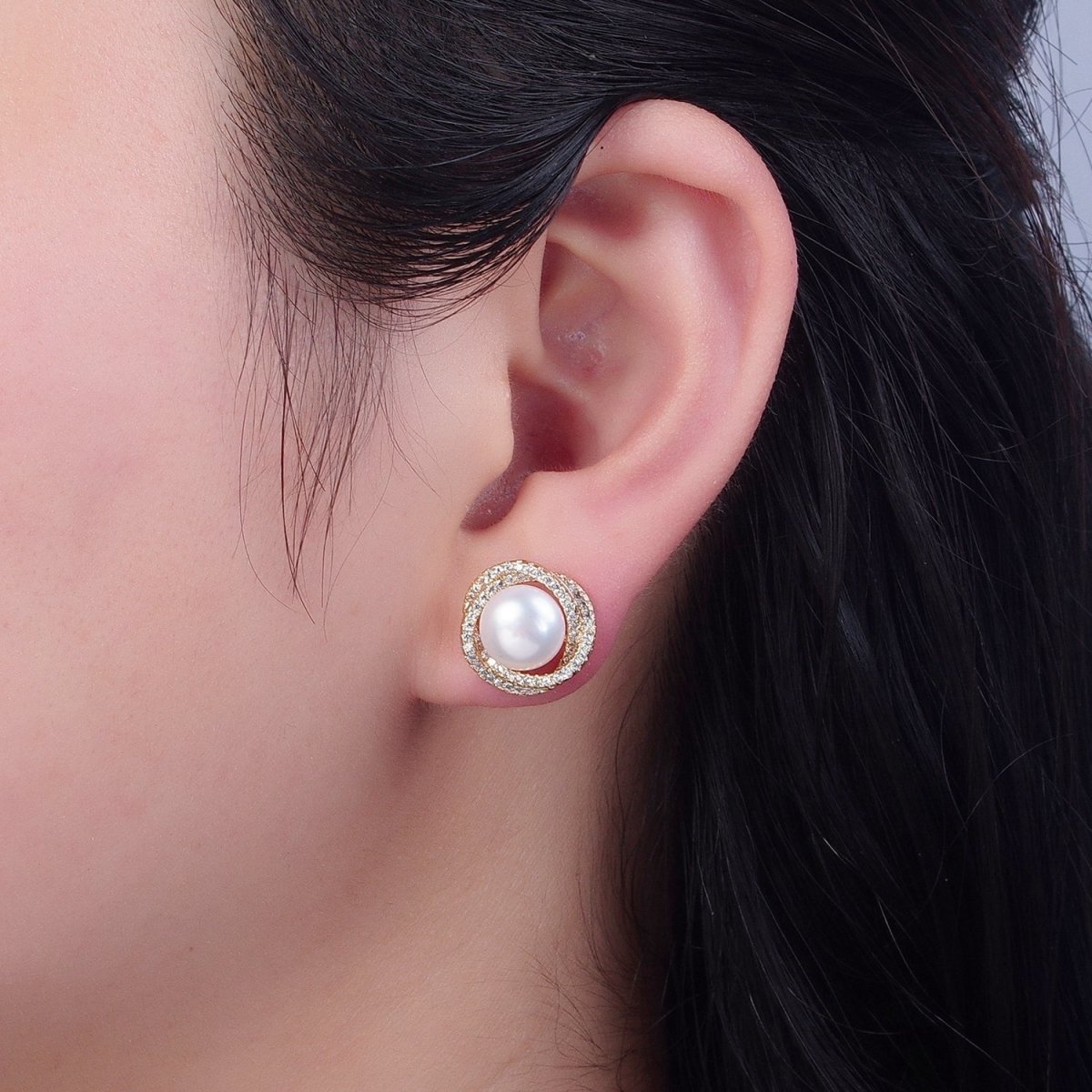Gold Pave CZ Flower Stud Earring with Pearl for Wedding Jewelry V-372