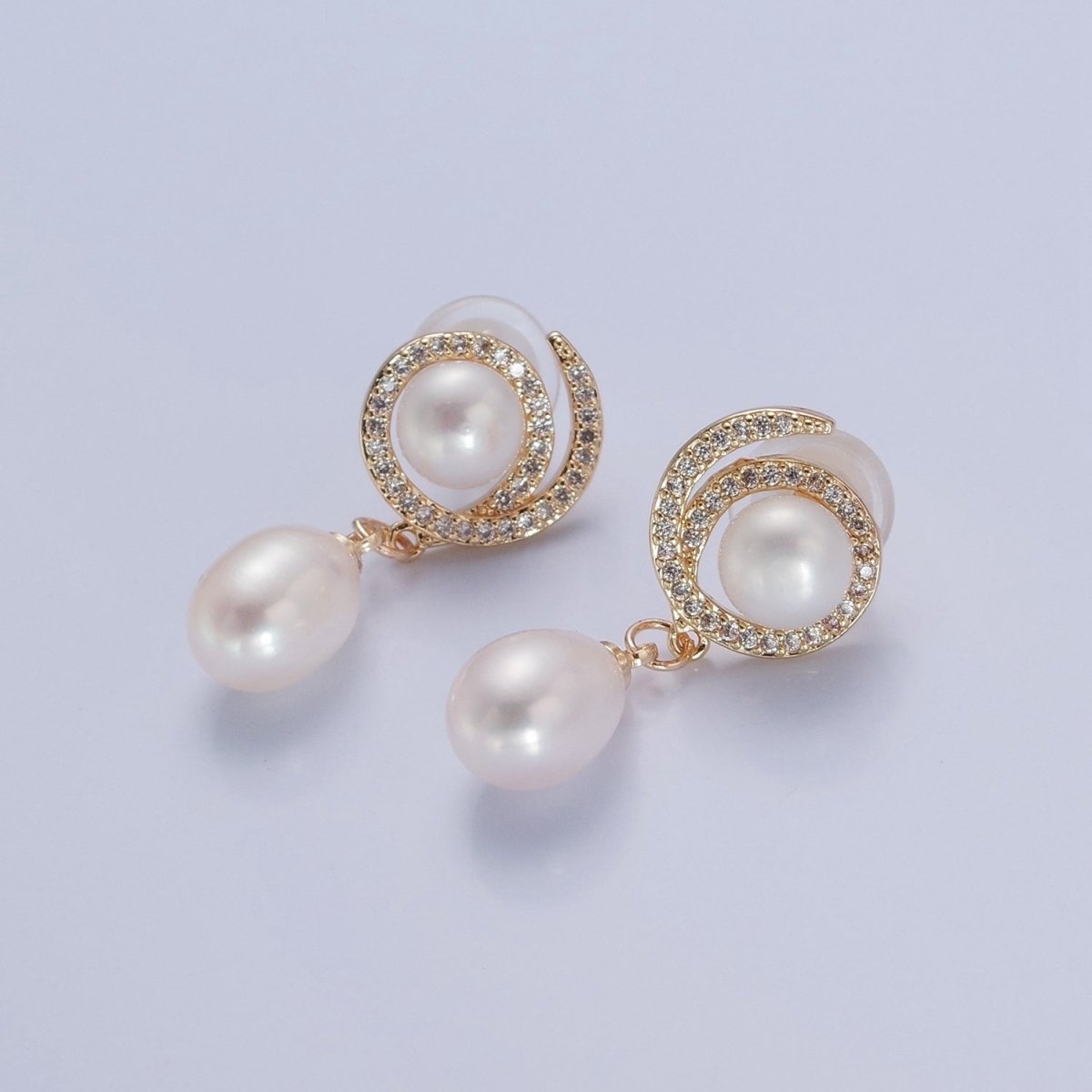 Gold Pave Round Stud Earring with Dangle Pearl for Wedding Jewelry V-373