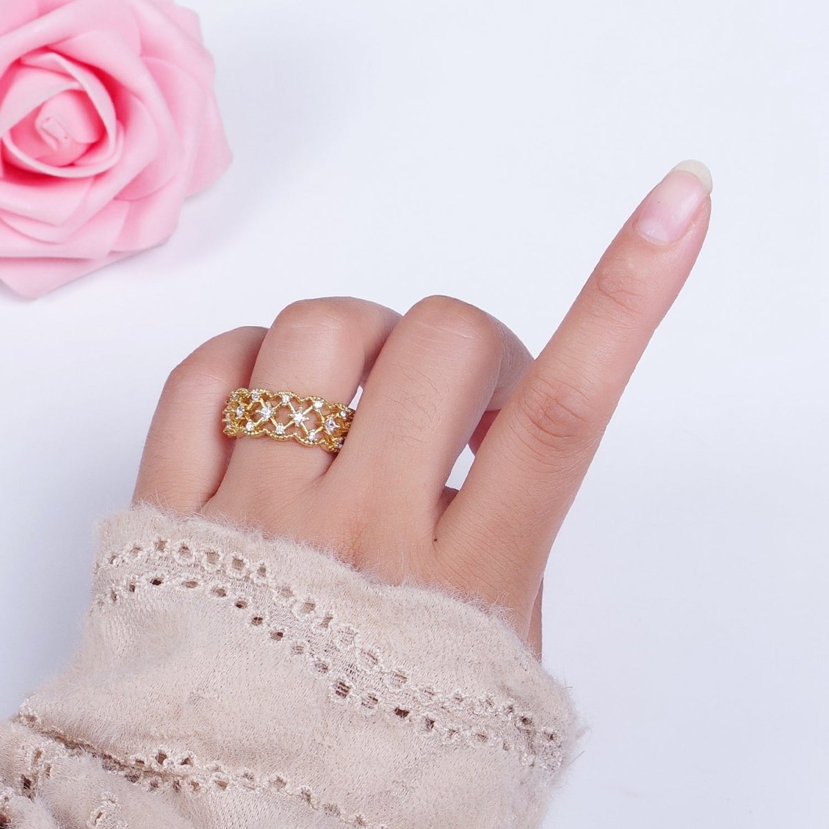 Gold Rhombus Engraved Mini Cubic Zirconia Adjustable Cloud Ring | O-1983