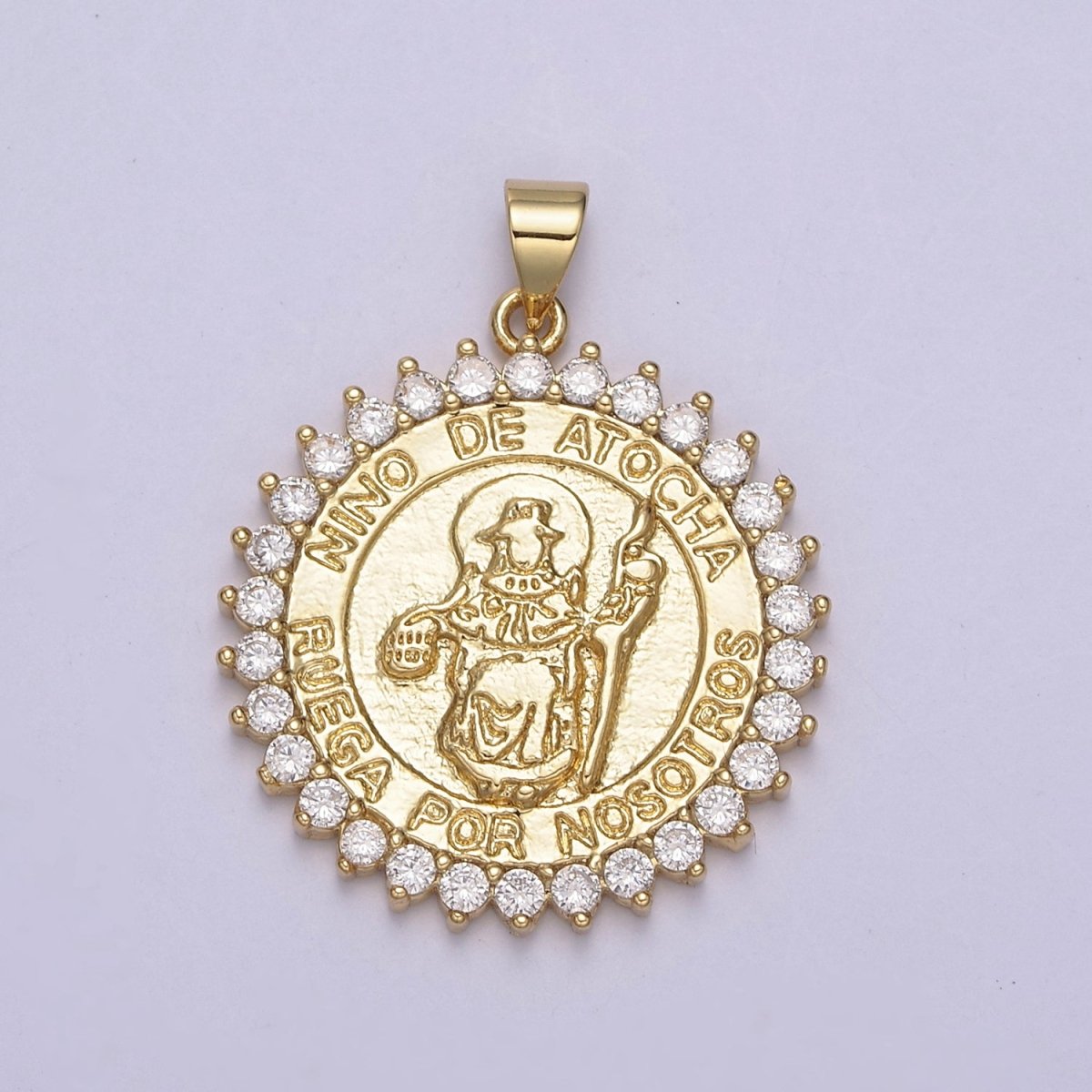 Gold Santo Nino de Atocha Medallion Pendant  H-757