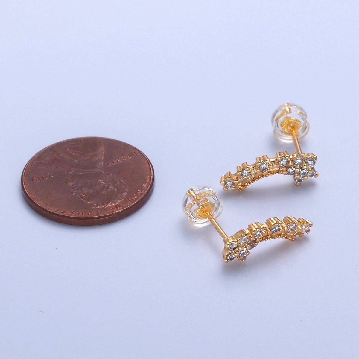 Gold Star Pave Stud Earring T-499