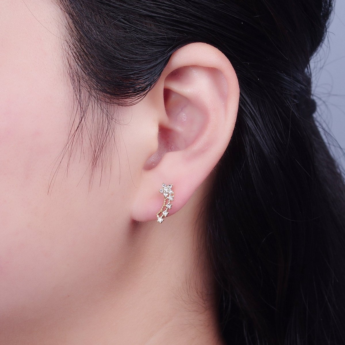 Gold Star Pave Stud Earring T-499