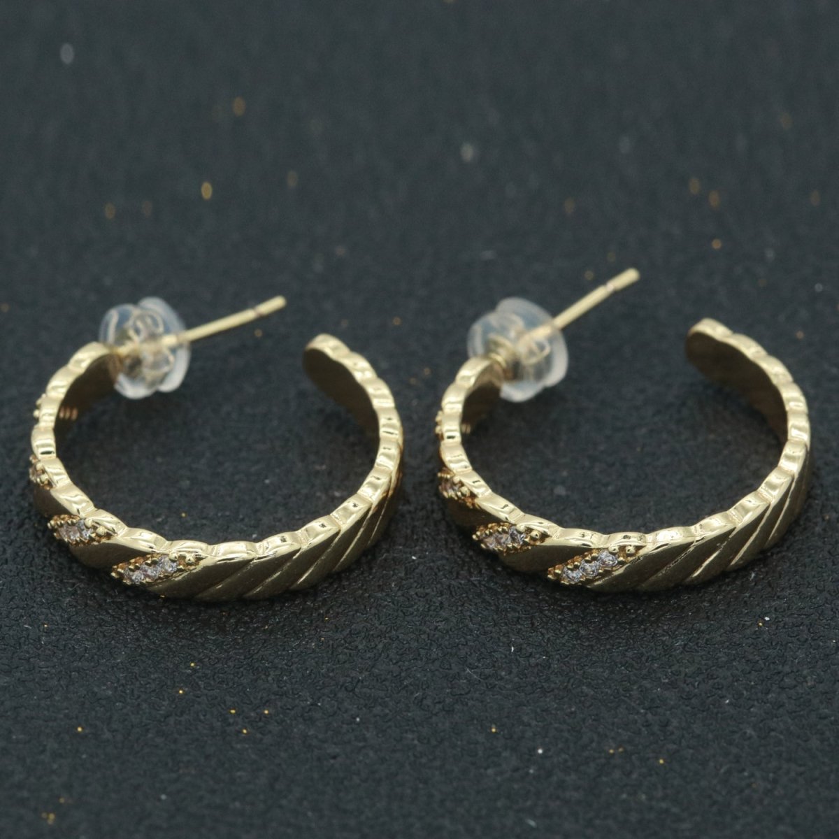 Gold Twisted Cz Earring for Christmas Gift Idea T-157