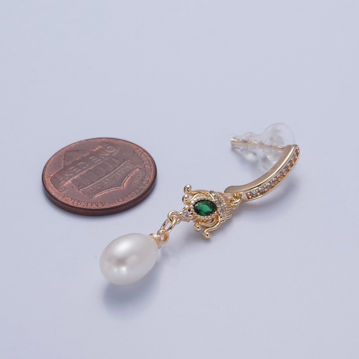 Gold Vintage Green Emerald CZ Drop Stud Earring With Pearl V-370