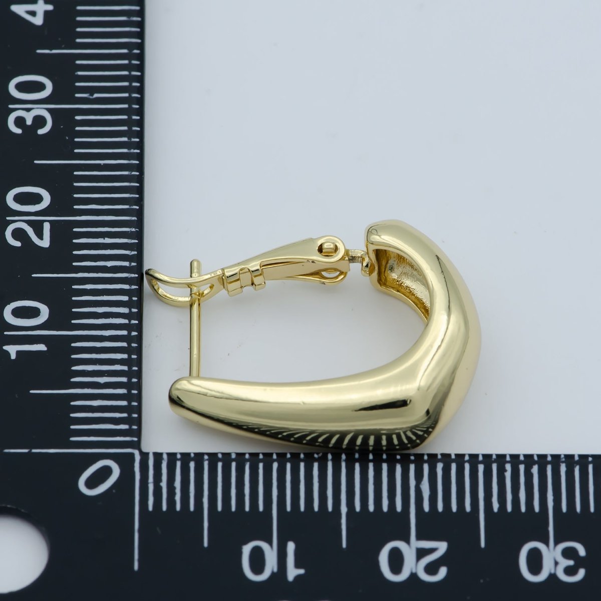 Golden L Letter Shape Huggies Earrings, Gold Filled Alphabet Geometric Daily Wear Earring Jewelry P-258