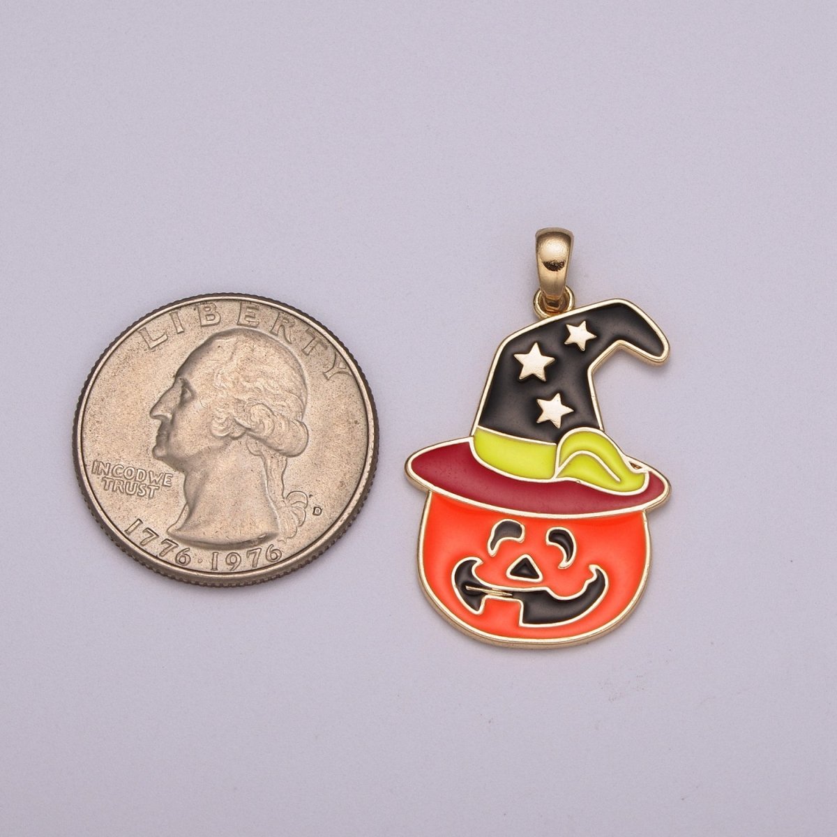 Halloween Jack o lantern pumpkin charm, Witch Hat charms, enamel charm for Necklace Scary Funny Halloween Inspired N-1425