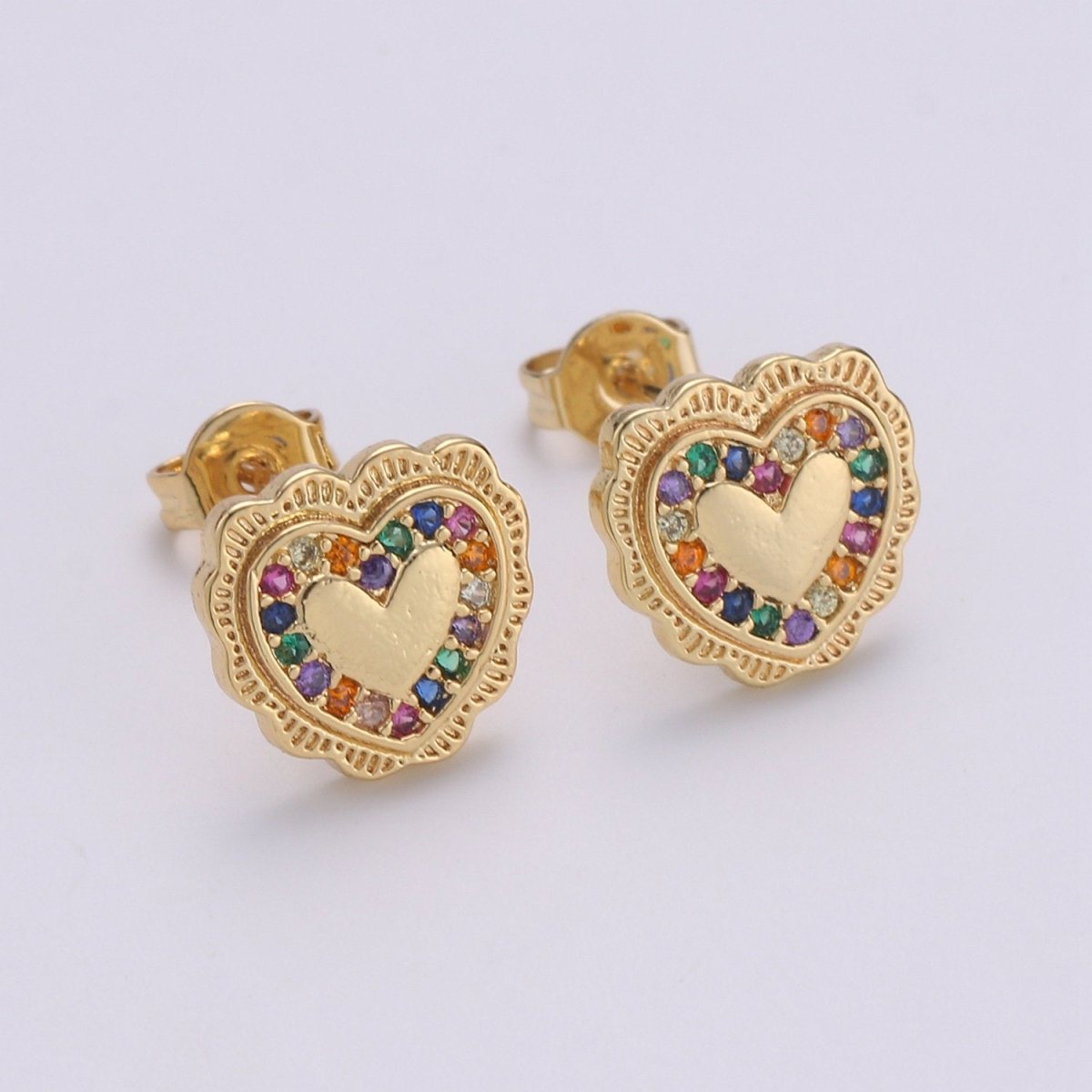 Heart Stud Earrings • Heart Earrings • Heart Jewelry • Dainty Gold Heart Earrings • Stud Earrings • Gift for Her • Cute Earrings Q-263