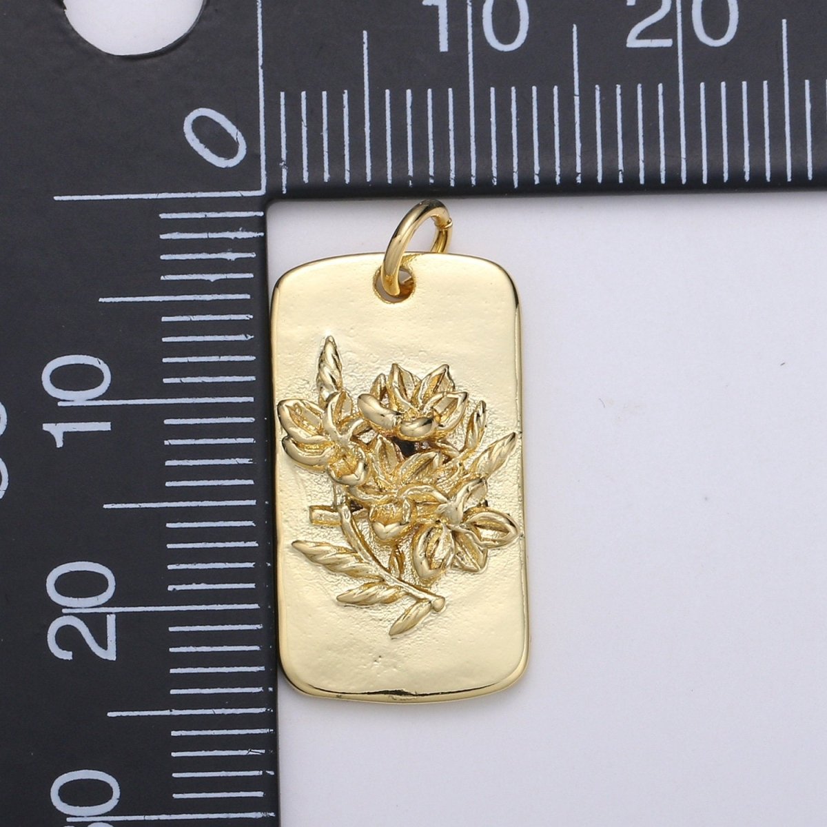 Hibiscus  Charms, Gold Hibiscus Pendant, Dainty Hibiscus Charm, Small Wild Flower Charm for Necklace Floral Flower Tag Jewelry D-766