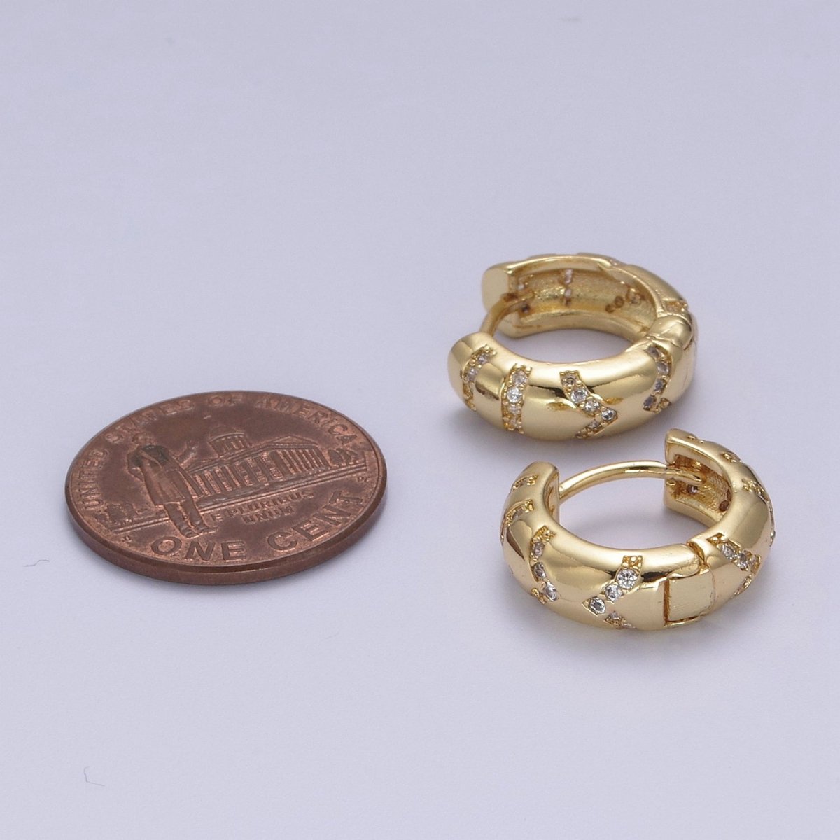 Hinged Gold Huggie Hoop Earrings 16mm Small Huggie Hoops, Dome Hoops, Gold Earrings for Women T-361