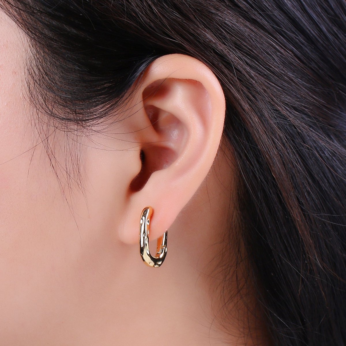 Hypoallergenic Gold Rectangular Hoop Earrings Small Huggie Hoops, U Shape Hoop, Oval Hoops, Rustic Hammered Geometric Earring, Minimal Earring T-252