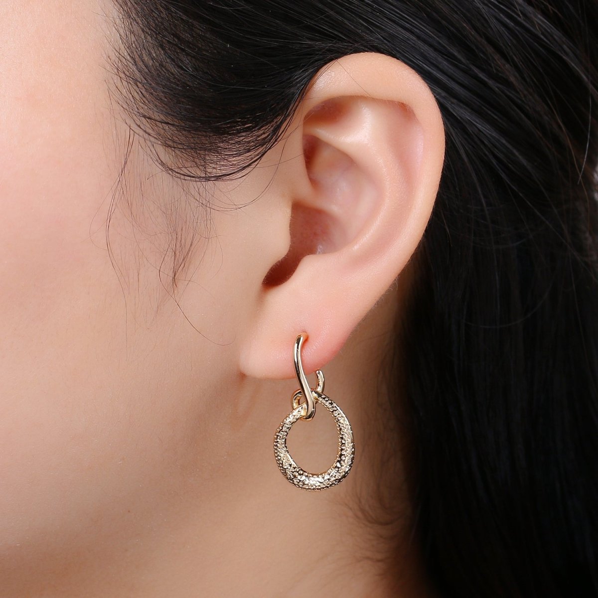 Lasso Design 18K Gold Stud Earring, Rose Gold Pounded Round Earring, Modern design for DIY Earring Craft Supply Jewelry Making, Q-450