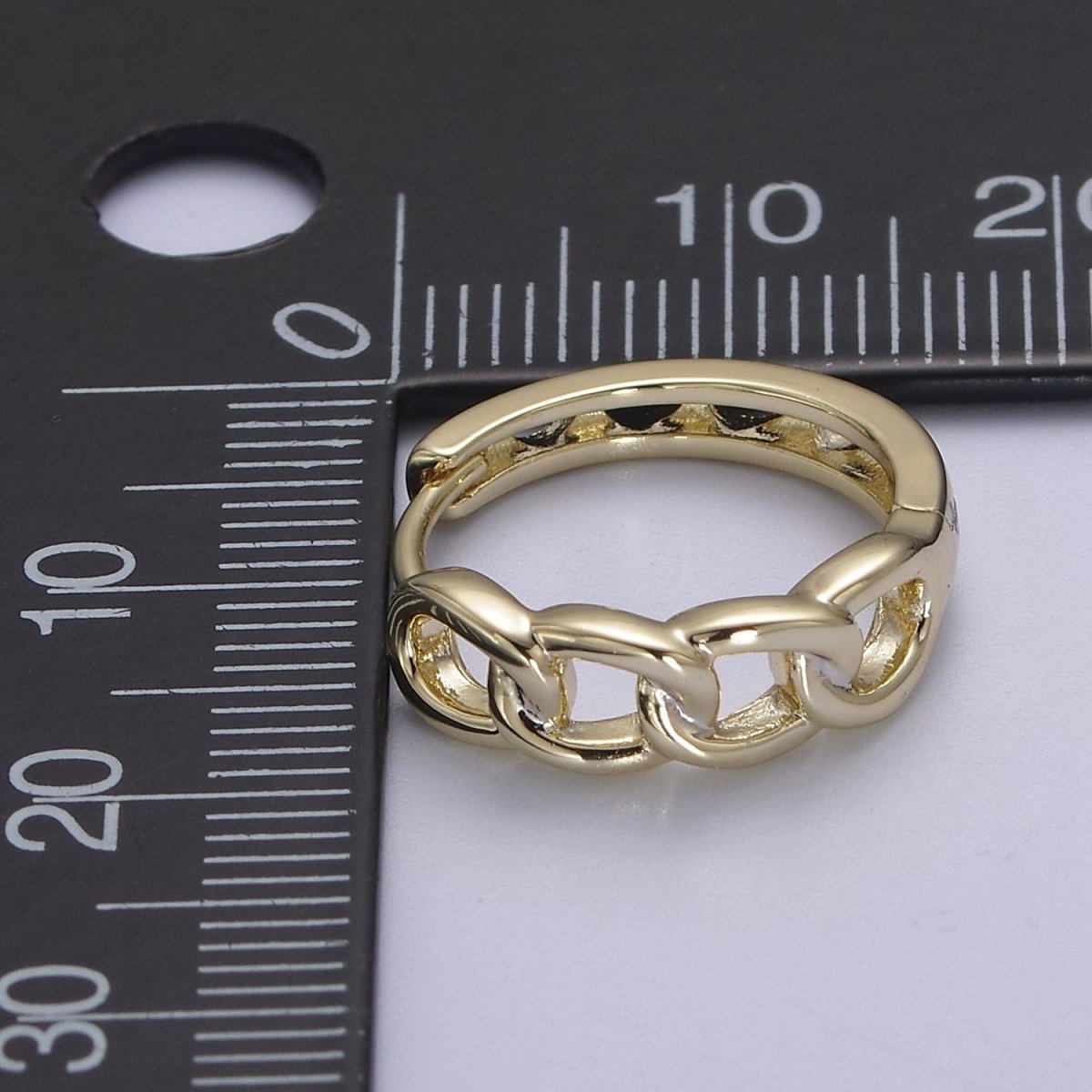 Medium Curb Chain Link Hoop Earring in 14k Gold Filled Jewelry Everyday Earring V-151