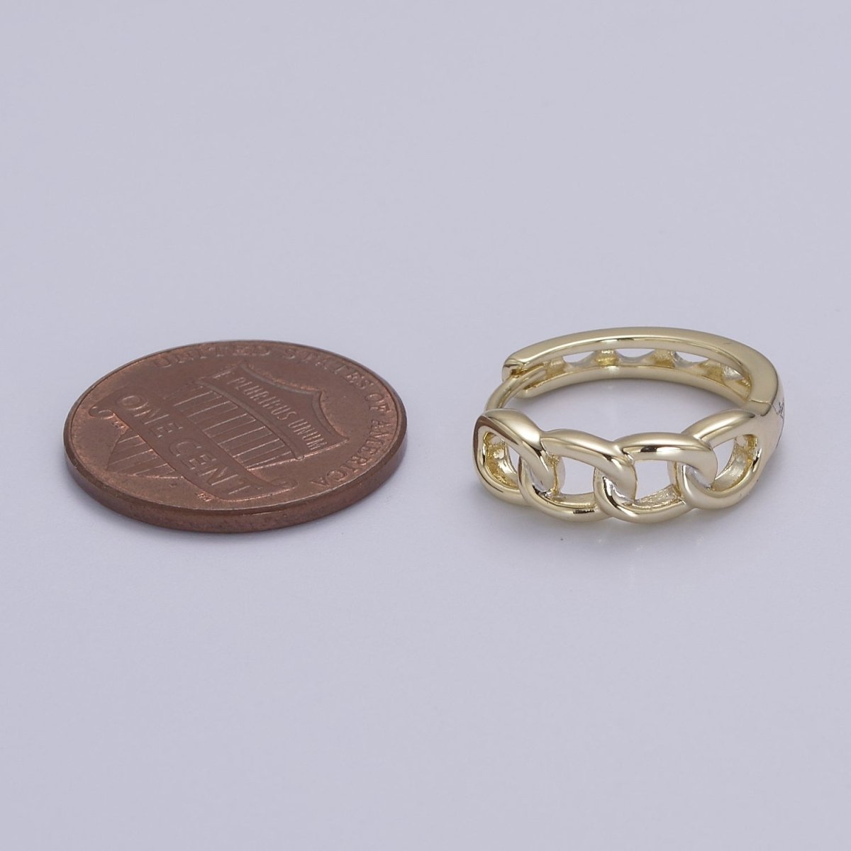 Medium Curb Chain Link Hoop Earring in 14k Gold Filled Jewelry Everyday Earring V-151