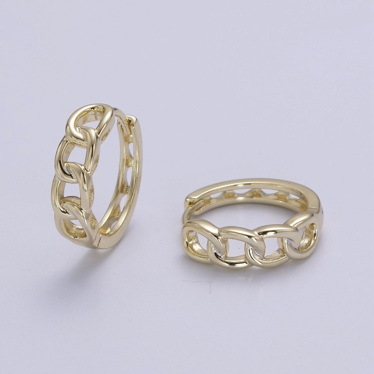 Medium Curb Chain Link Hoop Earring in 14k Gold Filled Jewelry Everyday Earring V-151