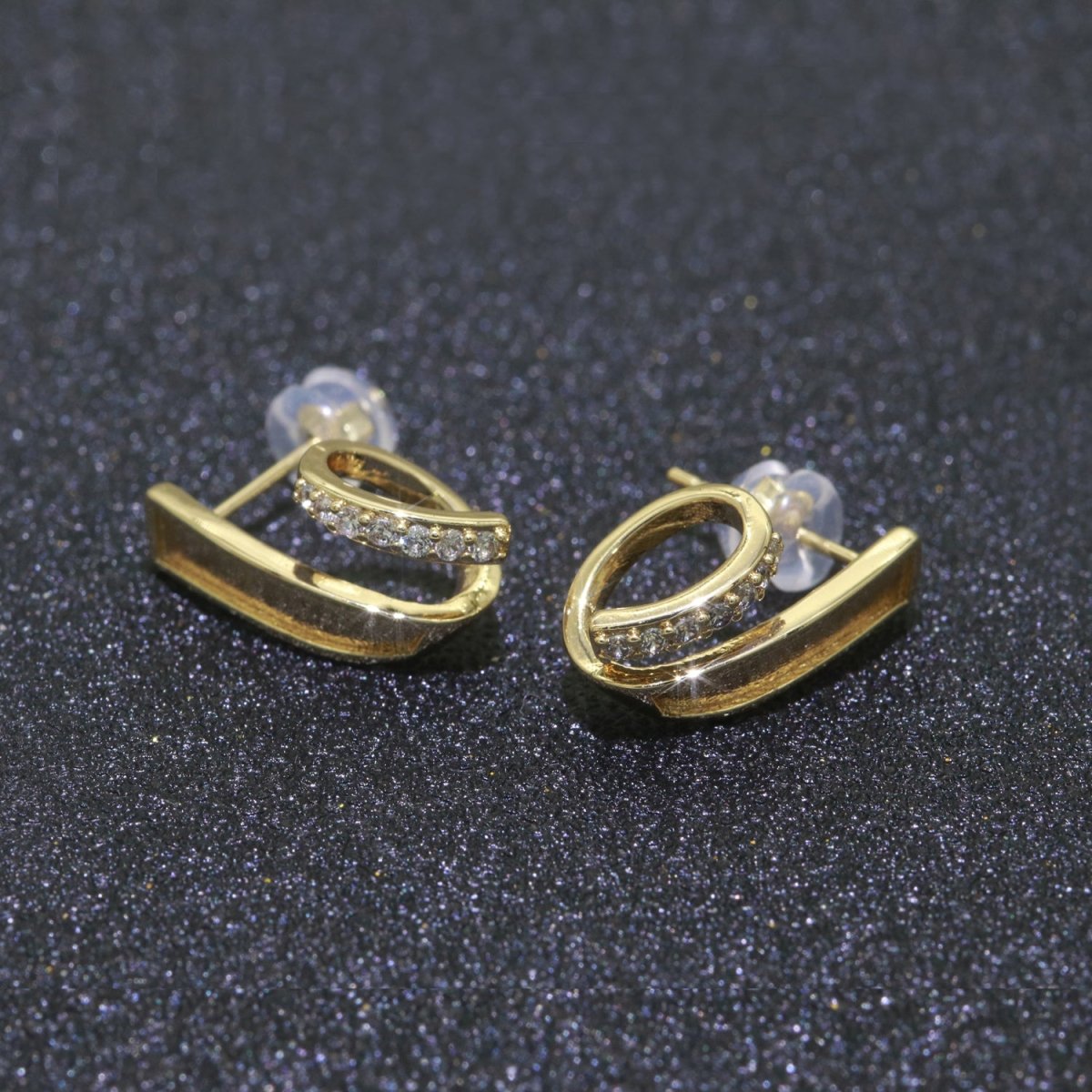 Micro Pave Clear Cz Stud Earring in Gold Filled Twist Stud Earring T-059