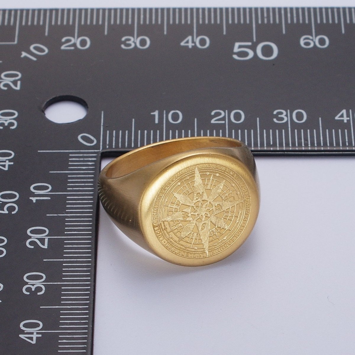 Minimalist Compass Round Signet Ring in Gold & Silver | O-2013~ O-2016