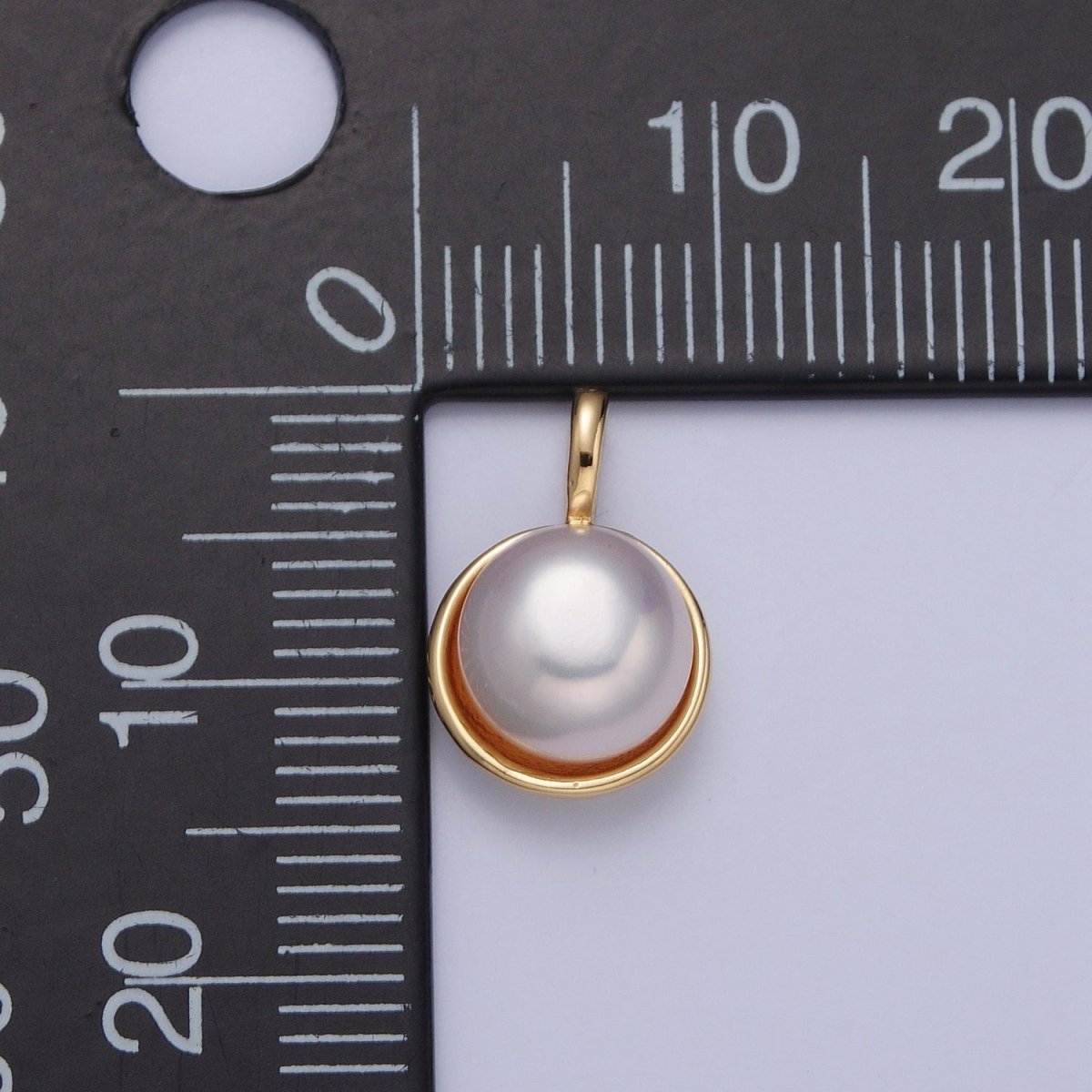 OS 24K Gold Filled Round Shell Pearl Pendant Charm For Necklace Making H-683