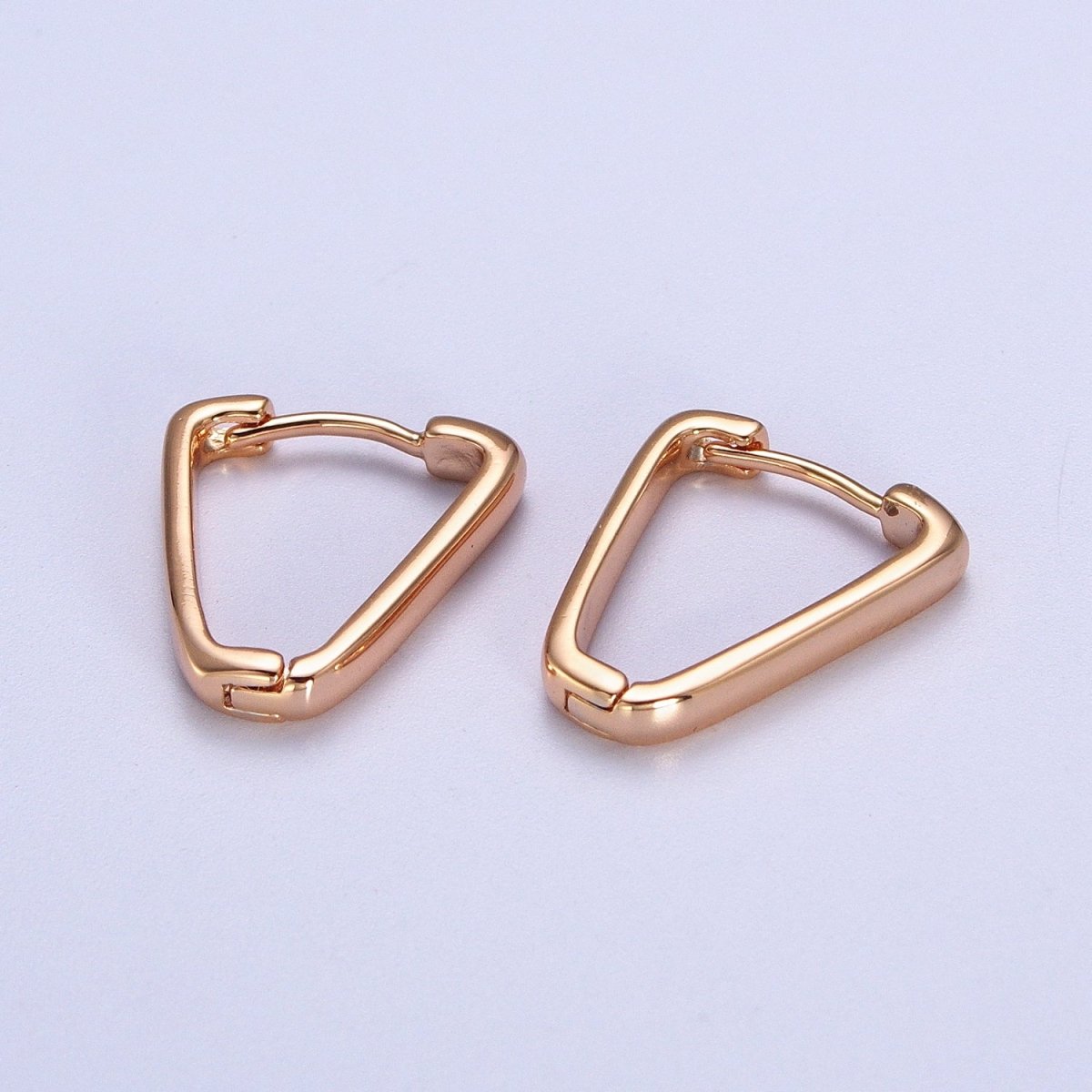 Pinky Gold Triangle Geometric 17.3mm Huggie Hoop Earrings | V-040