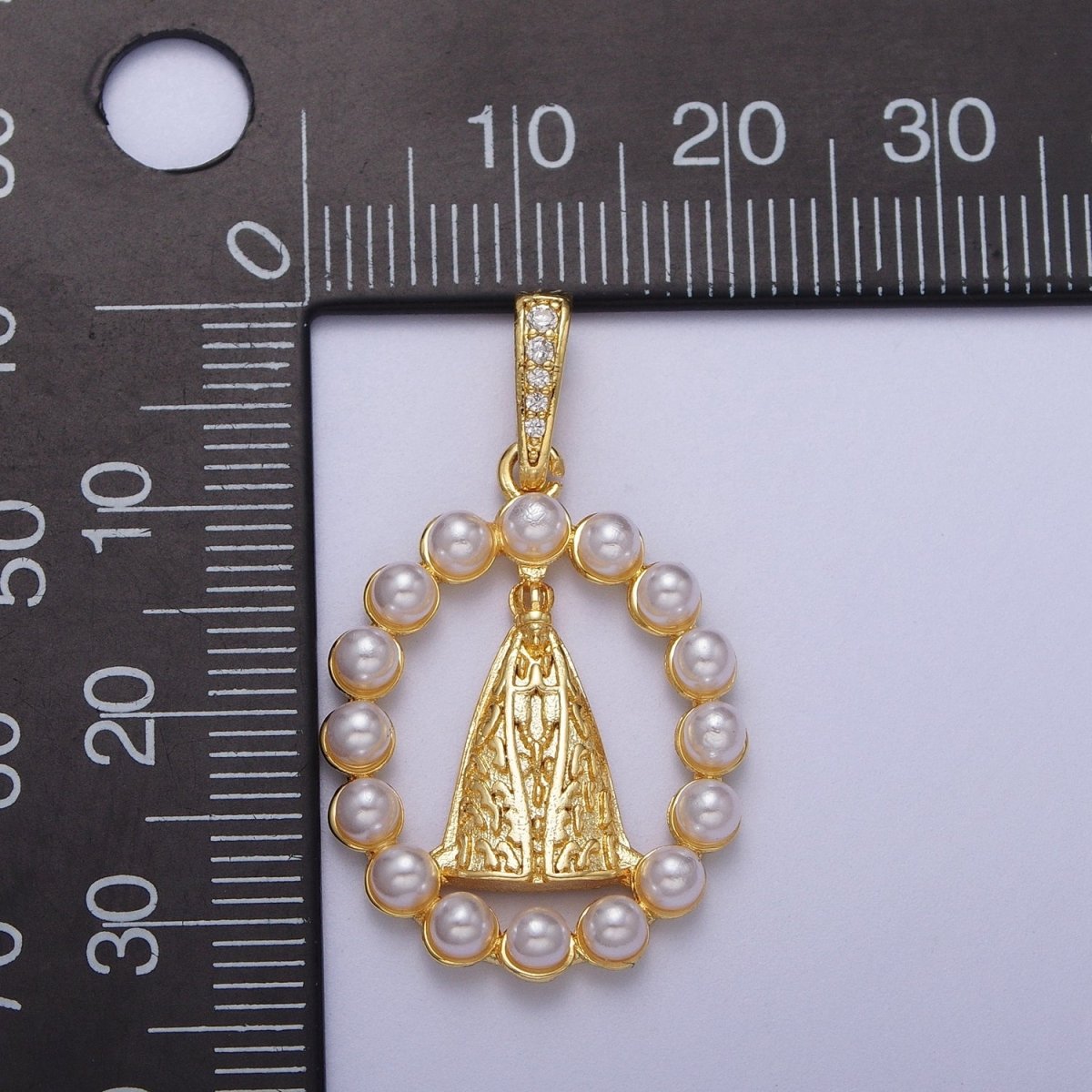 Religious Praying Nossa Senhora Aparecida Round White Pearl Catholic Cape Pendant  I-278
