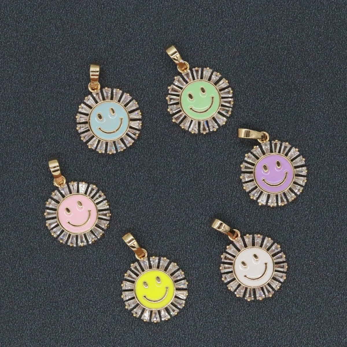 Round Smiley Face Charm Cubic Happy Face Pendant for Necklace Earring Component I-247 I-250 I-252 I-270 I-274