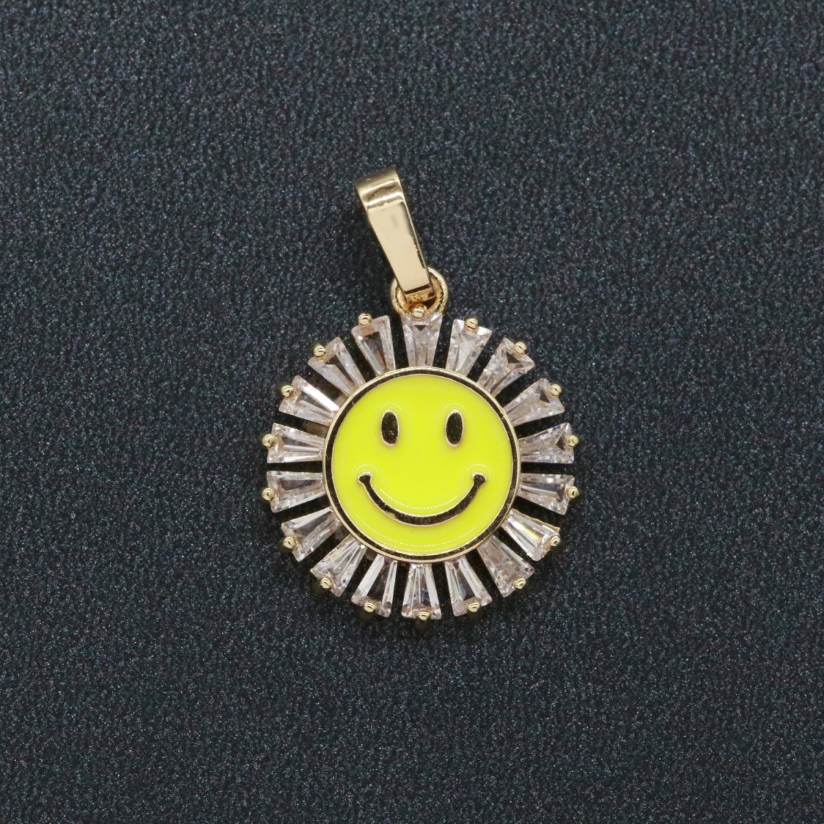 Round Smiley Face Charm Cubic Happy Face Pendant for Necklace Earring Component I-247 I-250 I-252 I-270 I-274