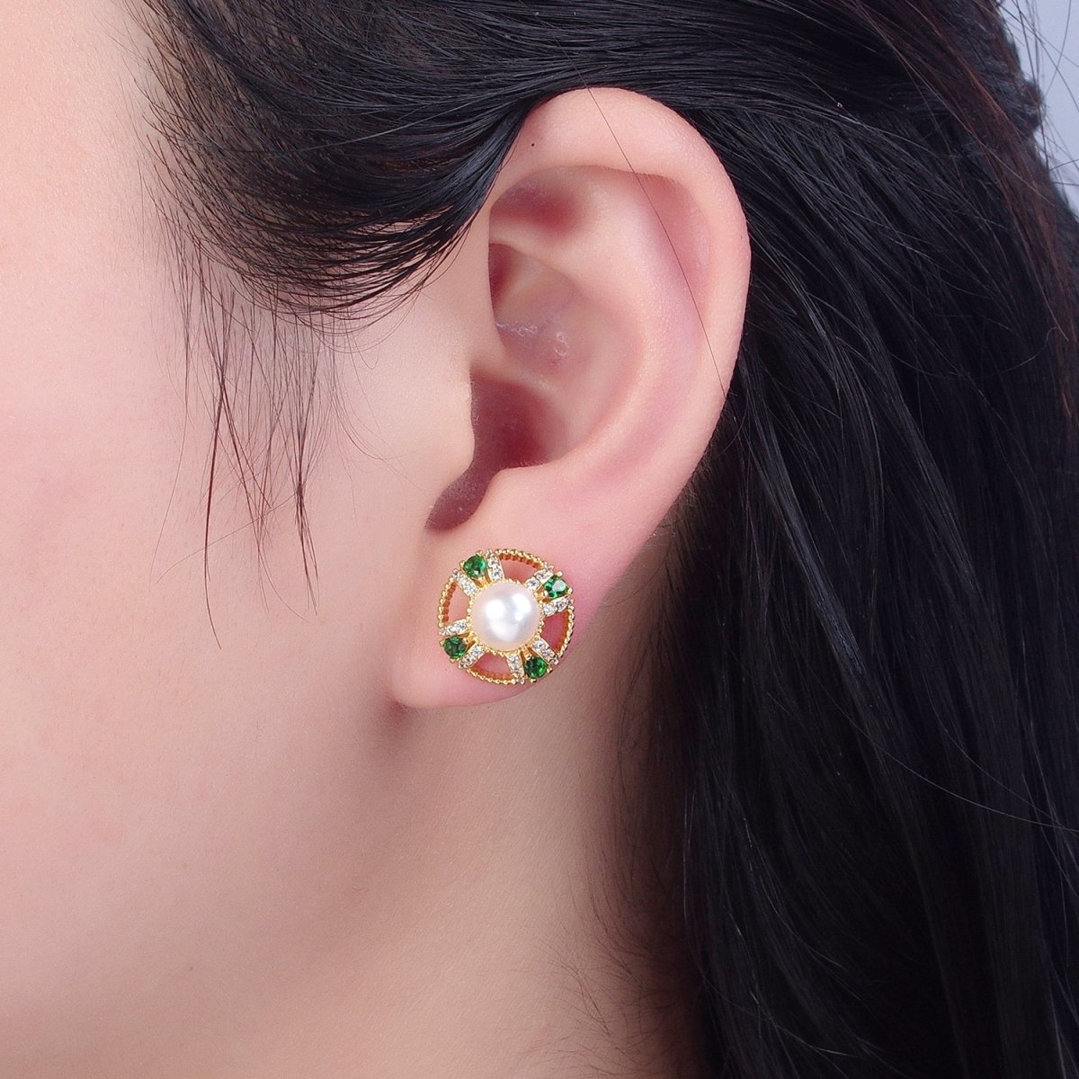 Round White Pearl Stud Earring with Gold Green Pave Round Earring for Wedding Jewelry T-533