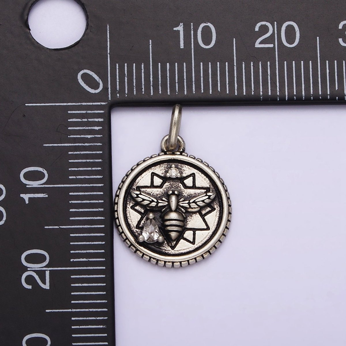 S925 Sterling Silver Clear Teardrop Star Lined Bee Round Pendant | SL-326