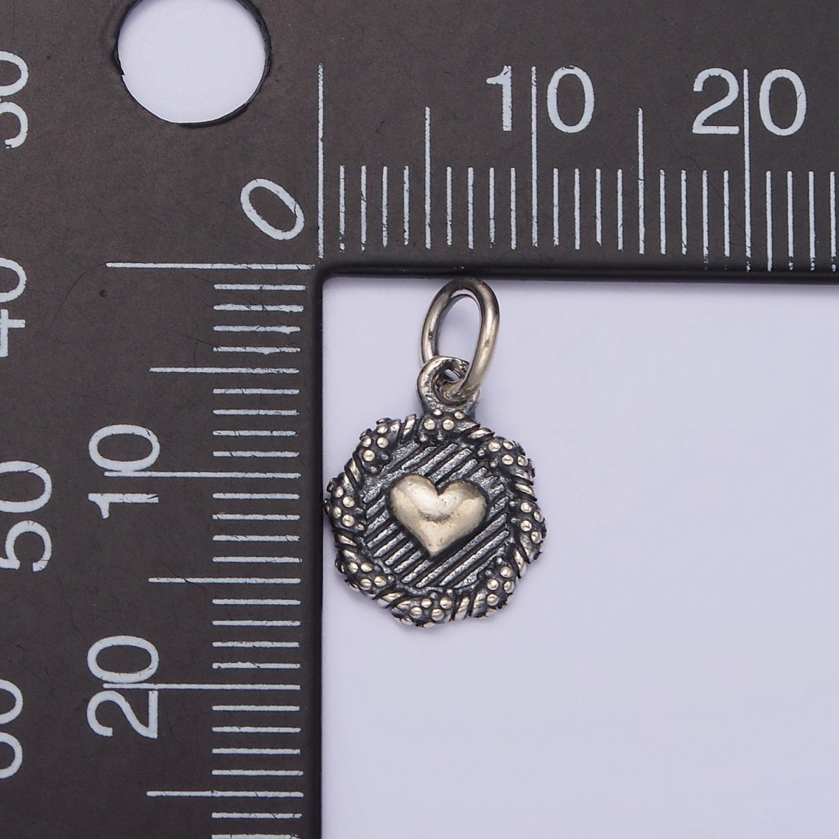 S925 Sterling Silver Heart Line-Textured Dot Braided Round Stamped Charm | SL-356