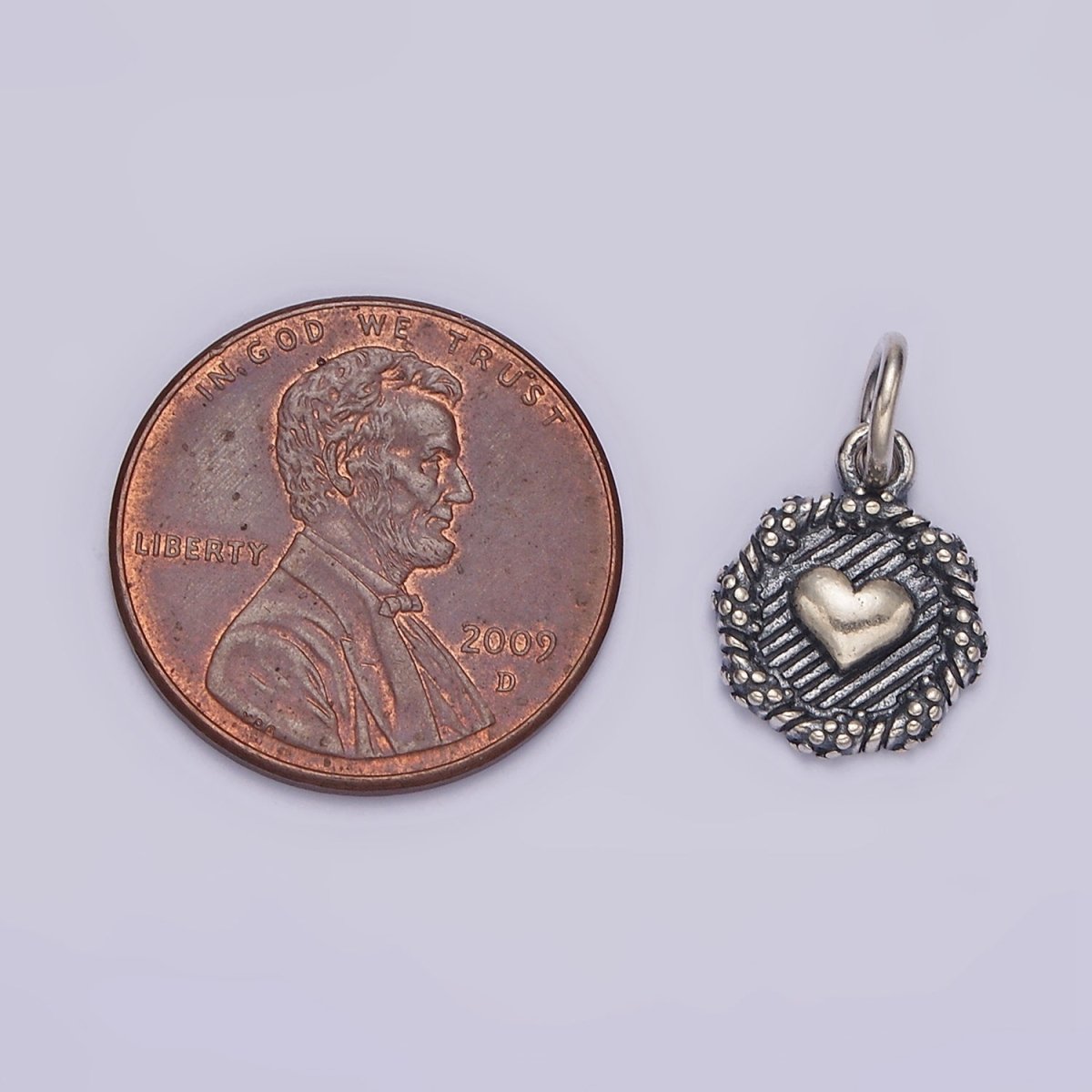 S925 Sterling Silver Heart Line-Textured Dot Braided Round Stamped Charm | SL-356