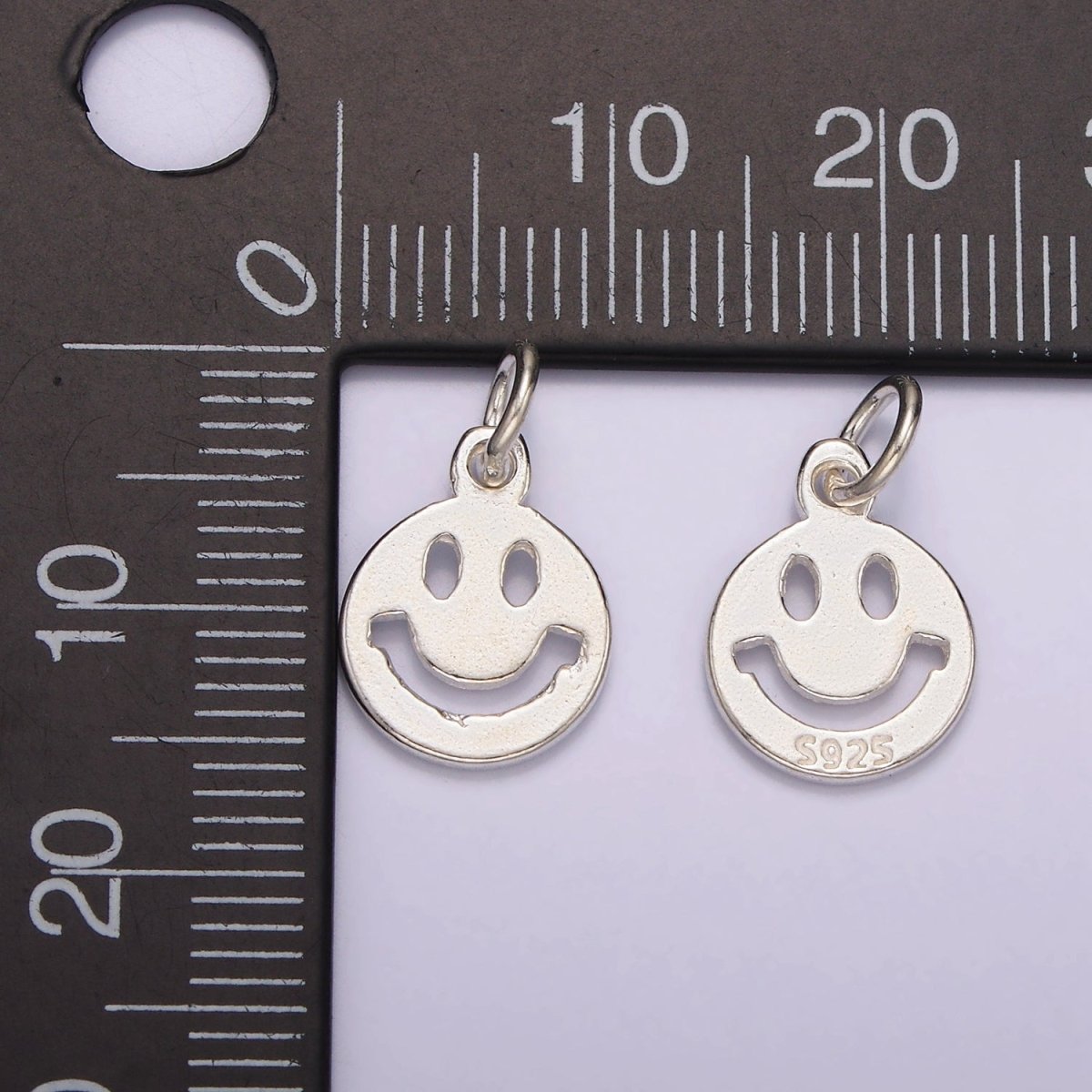 S925 Sterling Silver Smiley Face Open Round Charm | SL-418