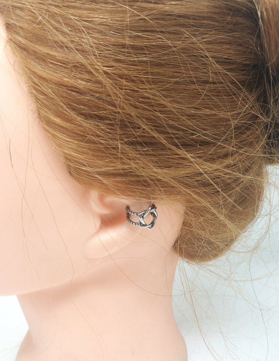 Silver celtic Pentacle Ear Cuff, Stainless Steel Pentagram Earcuff, Pagan Jewelry, K-185