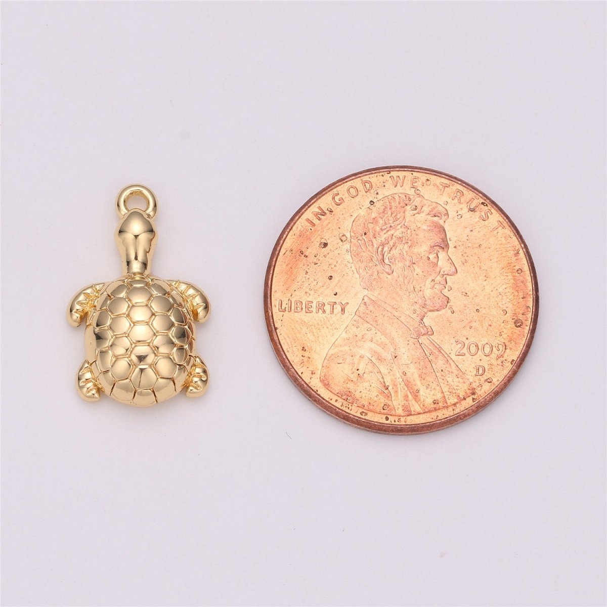 Small Sea Turtle Charm Ocean Summer Vacation Animal Pendant in Gold Filled Turtoise Pendants Necklace Earring Bracelet Charms C-531