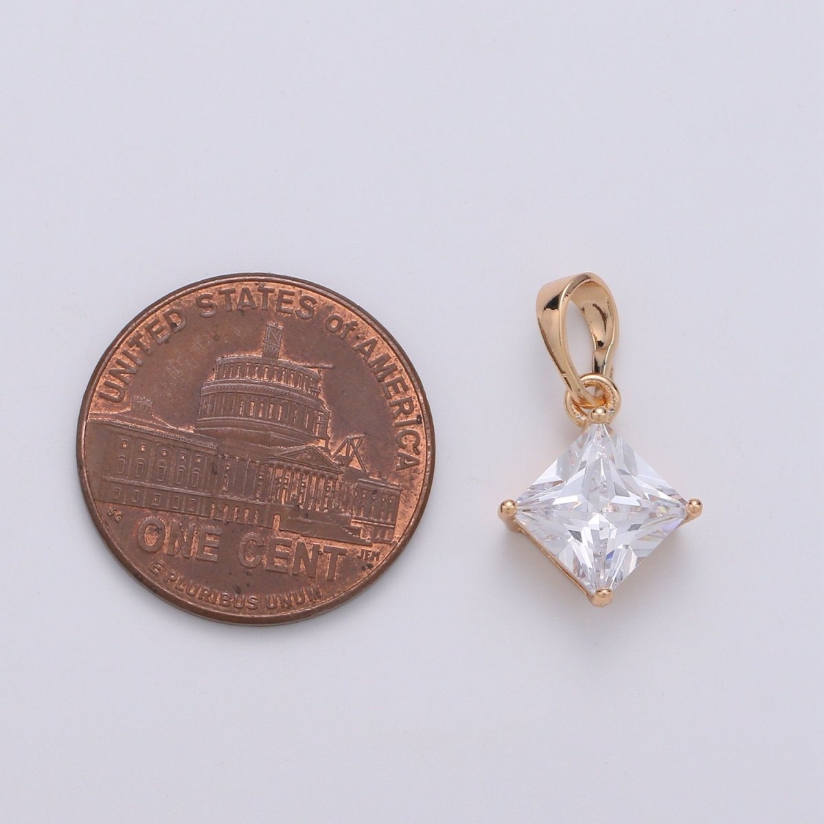Solitaire Pendant Rose Gold Filled Princess Cut Pendant for necklace April Birthstone, Clear Cubic Rhombus Charm Geometric jewelry J-089