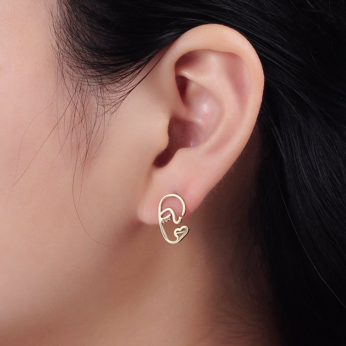 Stainless Steel 10mm Open Abstract Face Portrait Stud Earrings Set | AE737
